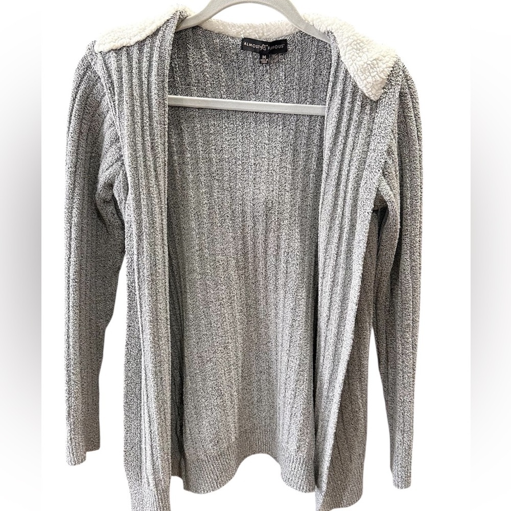 Almost Famous Light Gray hoody Ribbed Cardigan size M